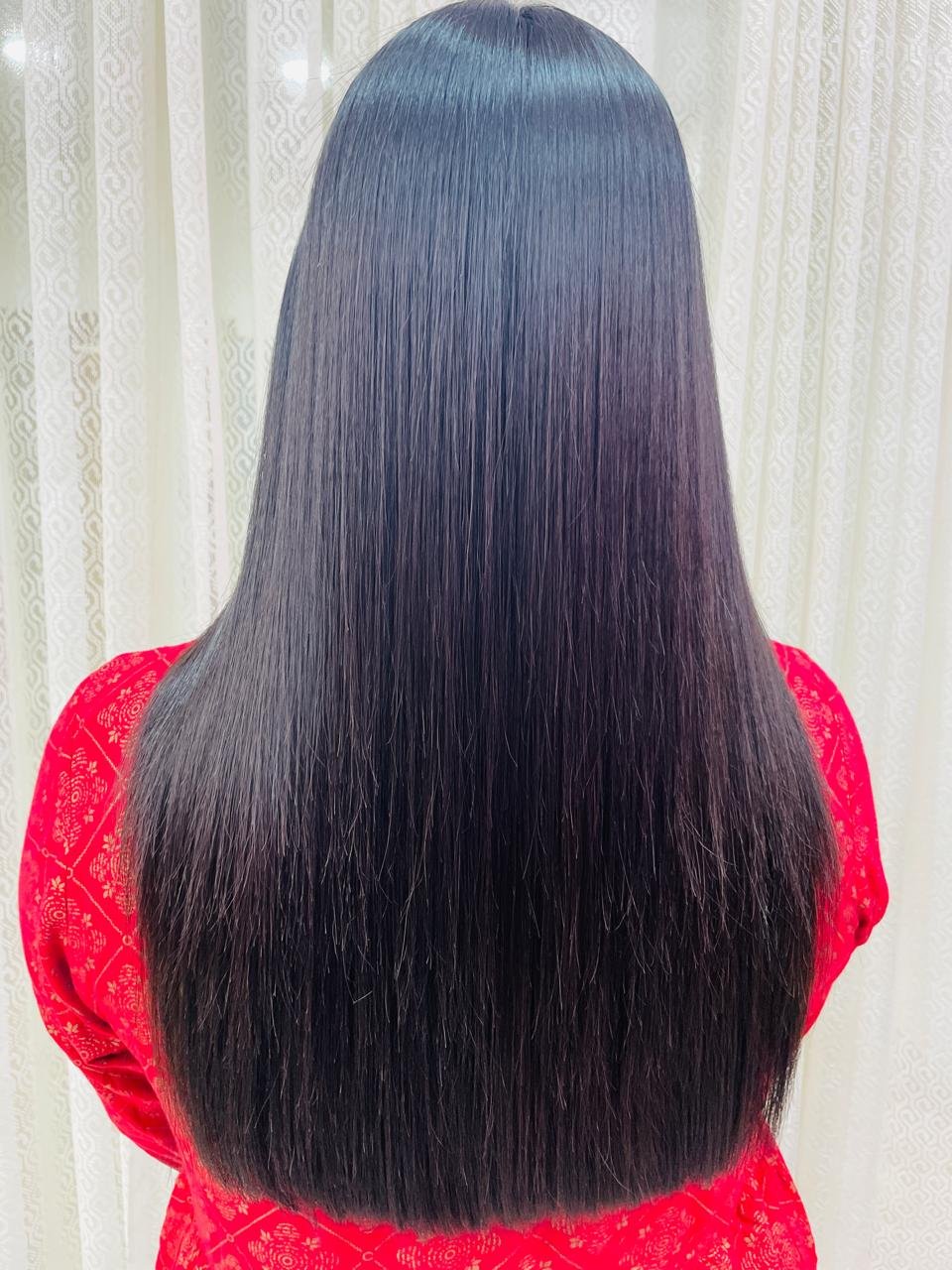 Celebrity Luxury Family Salon 3