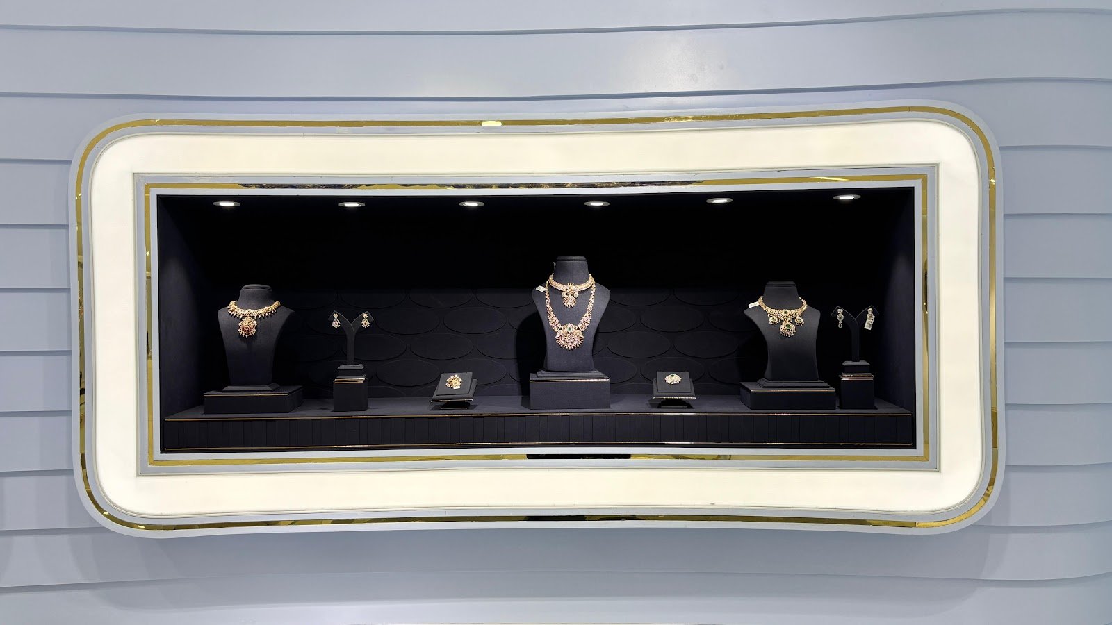 LADIA LAB GROWN DIAMONDS 4