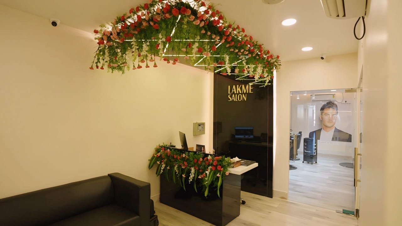 Lakme Salon For Him and Her 4