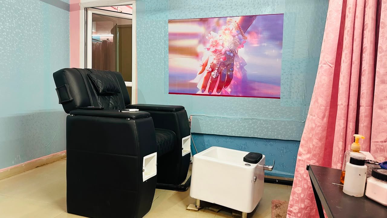 Nail'd it Luxury Unisex Salon 2
