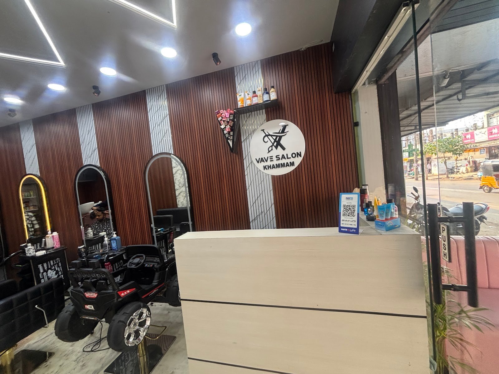 Vave Unisex Salon 4